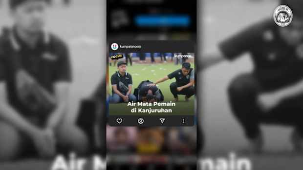 Arema FC condolences with Aremania